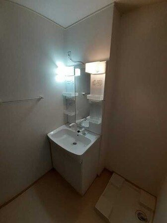 エテルノ ブリ-ズ IIの物件内観写真